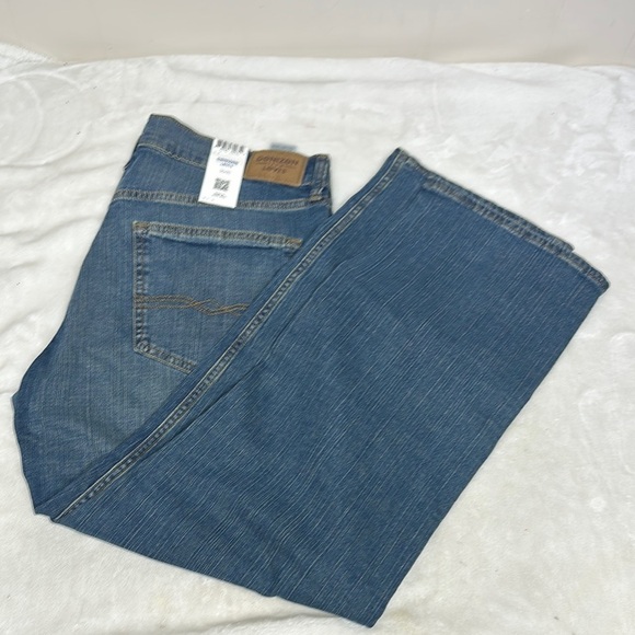 Denizen from Levi's Blue Straight Leg Jeans Classic Style - Picture 9 of 9